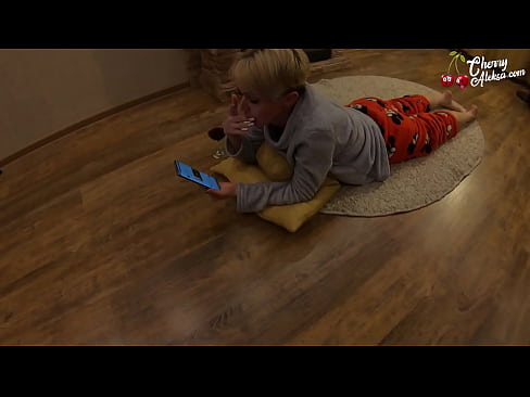 ❤️ Шалёная бландынка смокча велізарны член і падскоквае на ім - анальны сэкс ️❌ Рускае порна у нас be.libporno.ru ❌❤